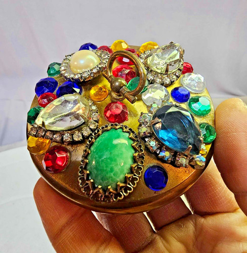 Vtg brass metal - brass,
